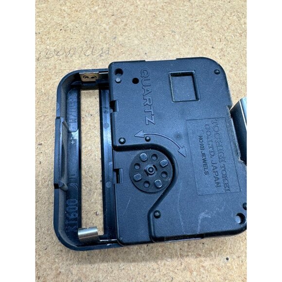 Handcrafted Southwestern Sand Art Wall Clock brown rug maker not tested 12" READ - Picture 11 of 12